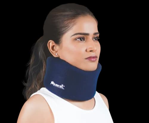 Soft cervical collar